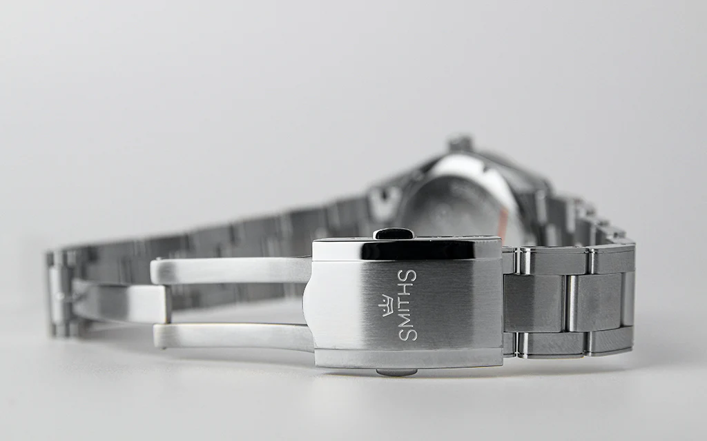 SMITHS EVEREST EXPEDITION - Image 7
